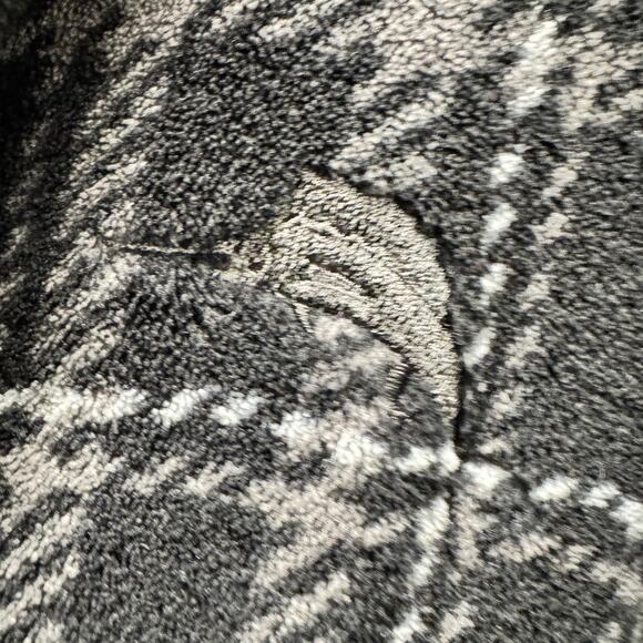 Tommy Bahama Robe Mens Small Black Gray Plaid Belted Plush Comfy Loungewear - Picture 4 of 9